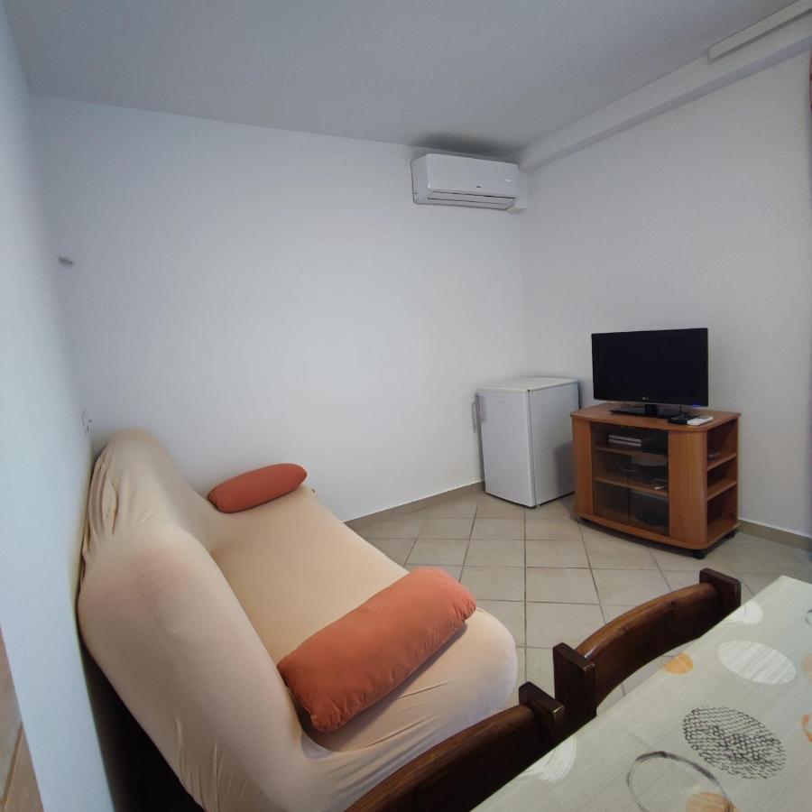 Apartmani Olivera 2 Supetarska Draga Kültér fotó