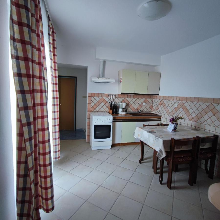 Apartmani Olivera 2 Supetarska Draga Kültér fotó