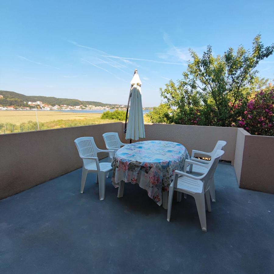 Apartmani Olivera 2 Supetarska Draga Kültér fotó