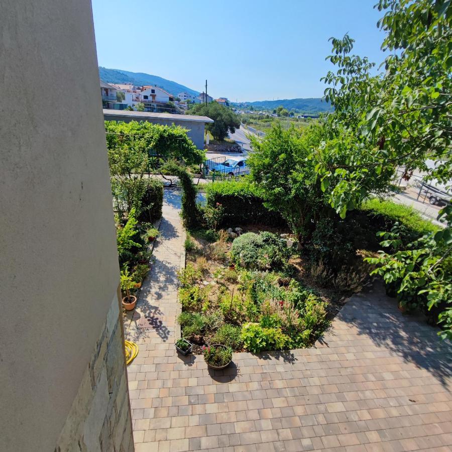 Apartmani Olivera 2 Supetarska Draga Kültér fotó
